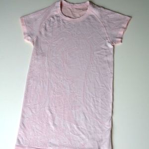 Lululemon athletica light pink top